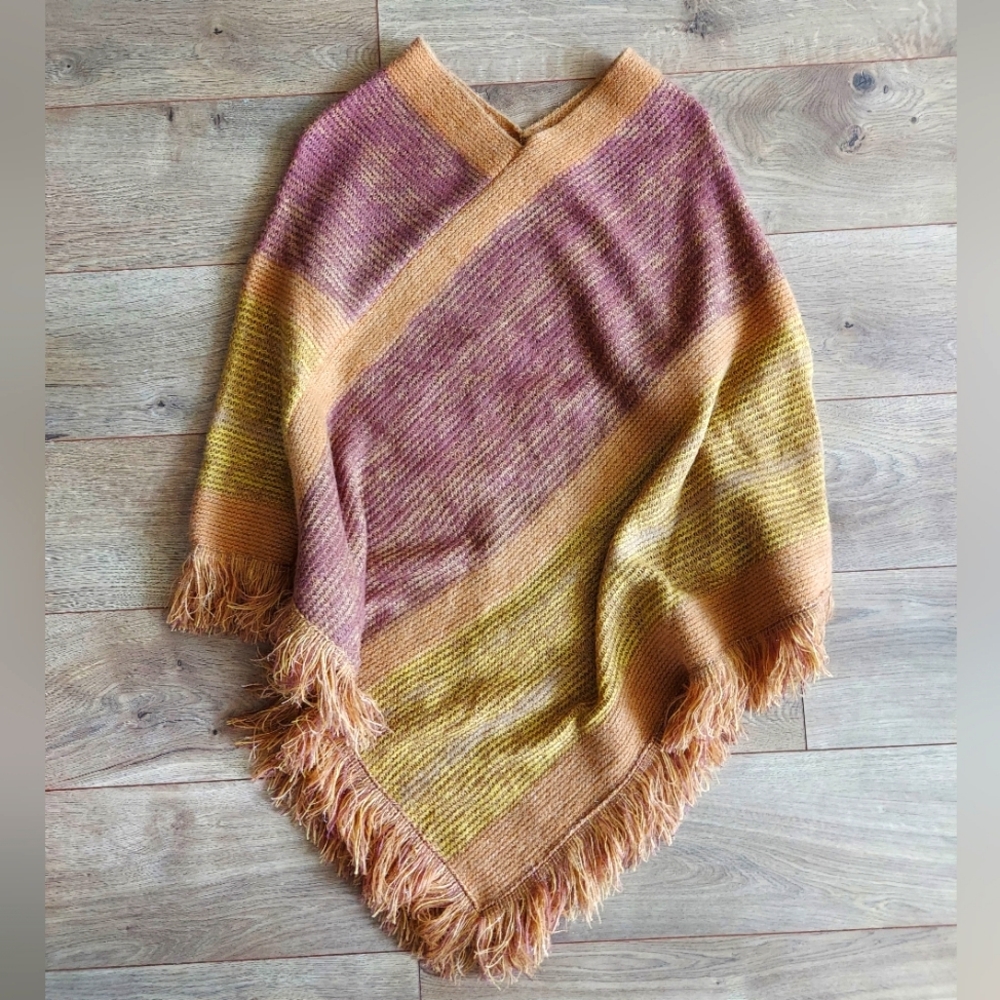 Multicolor V-Neck Knit Poncho